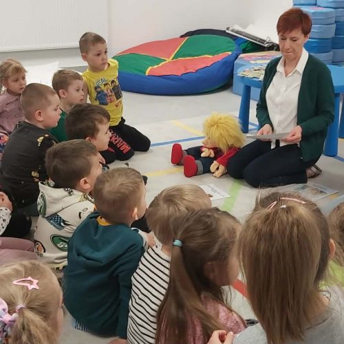 Puzzle przyjaźni- zajęcia terapeutyczne u Niebieskich