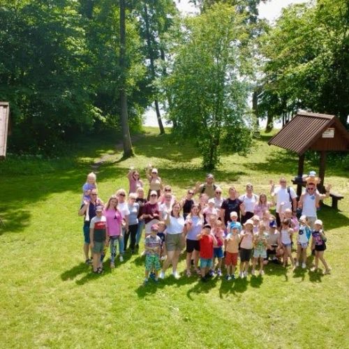 Suwalska wędrówka piesza z okazji zakończenia edukacji przedszkola w grupie Białej